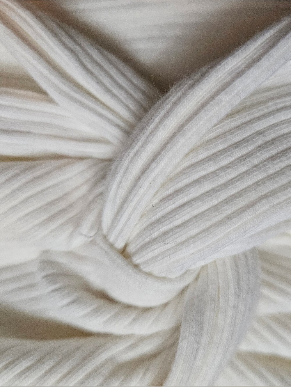 SHEIN White Ribbed Women’s Top - Picture 2 of 5